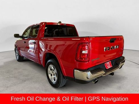 Used 2025 RAM 1500 Big Horn AWD/4WD image 3