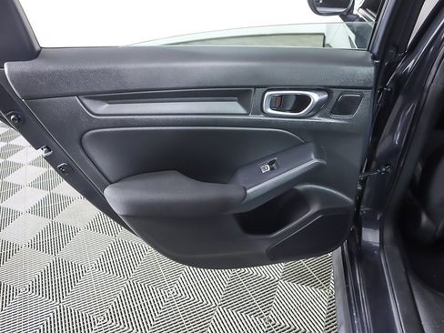 Used 2025 Honda Civic Sport image 22