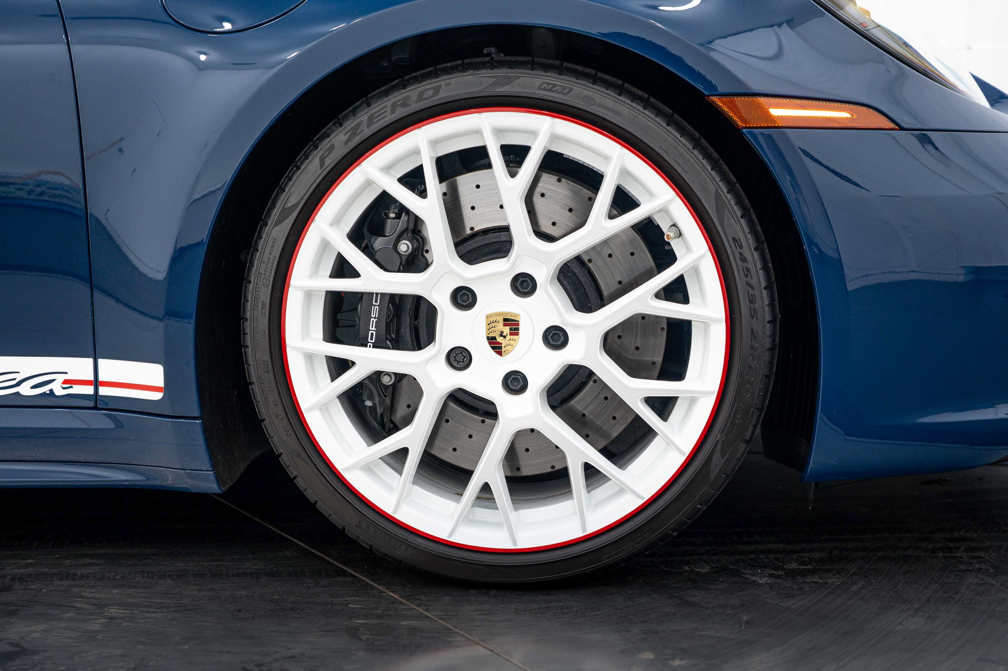 Certified 2023 Porsche 911 Carrera GTS RWD image 11