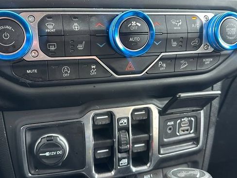 Used 2021 Jeep Wrangler Unlimited Sport AWD/4WD image 20