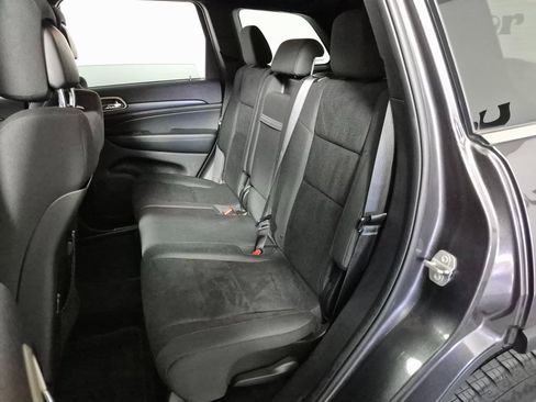 Used 2015 Jeep Grand Cherokee Laredo w/ Quick Order Package 23E image 21