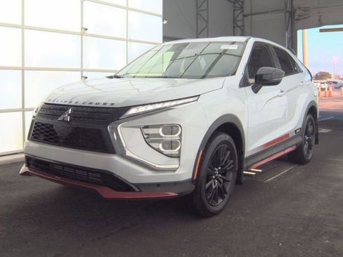 Used 2023 Mitsubishi Eclipse Cross LE AWD/4WD image 1