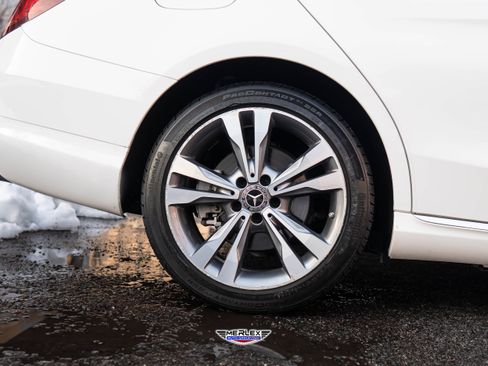 Used 2021 Mercedes-Benz C 300 Sedan image 11