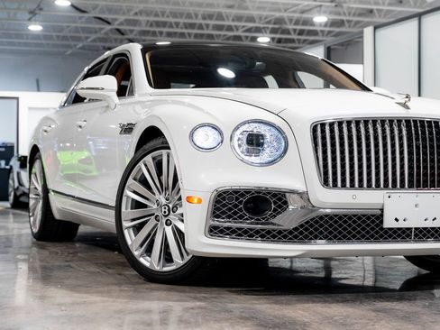Used 2023 Bentley Flying Spur W12 AWD/4WD image 8