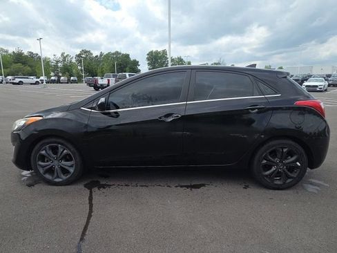 Used 2013 Hyundai Elantra GT w/ Touch & Go Pkg FWD image 11