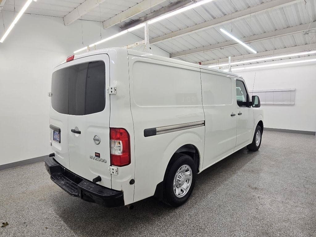 Used 2017 Nissan NV 2500 SV w/ Technology Package RWD image 6