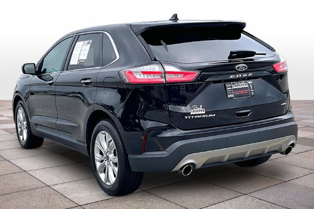 Used 2024 Ford Edge Titanium AWD/4WD image 2