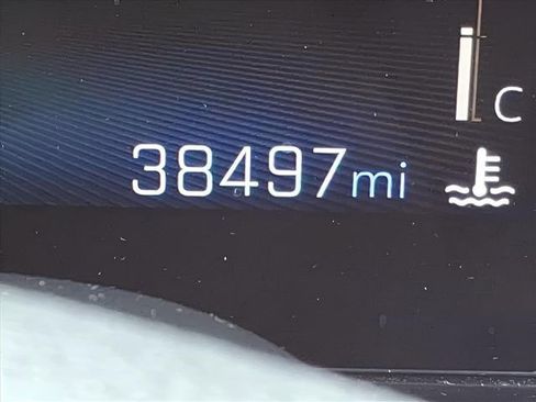 Used 2024 Chevrolet TrailBlazer LS w/ LS Convenience Package image 32