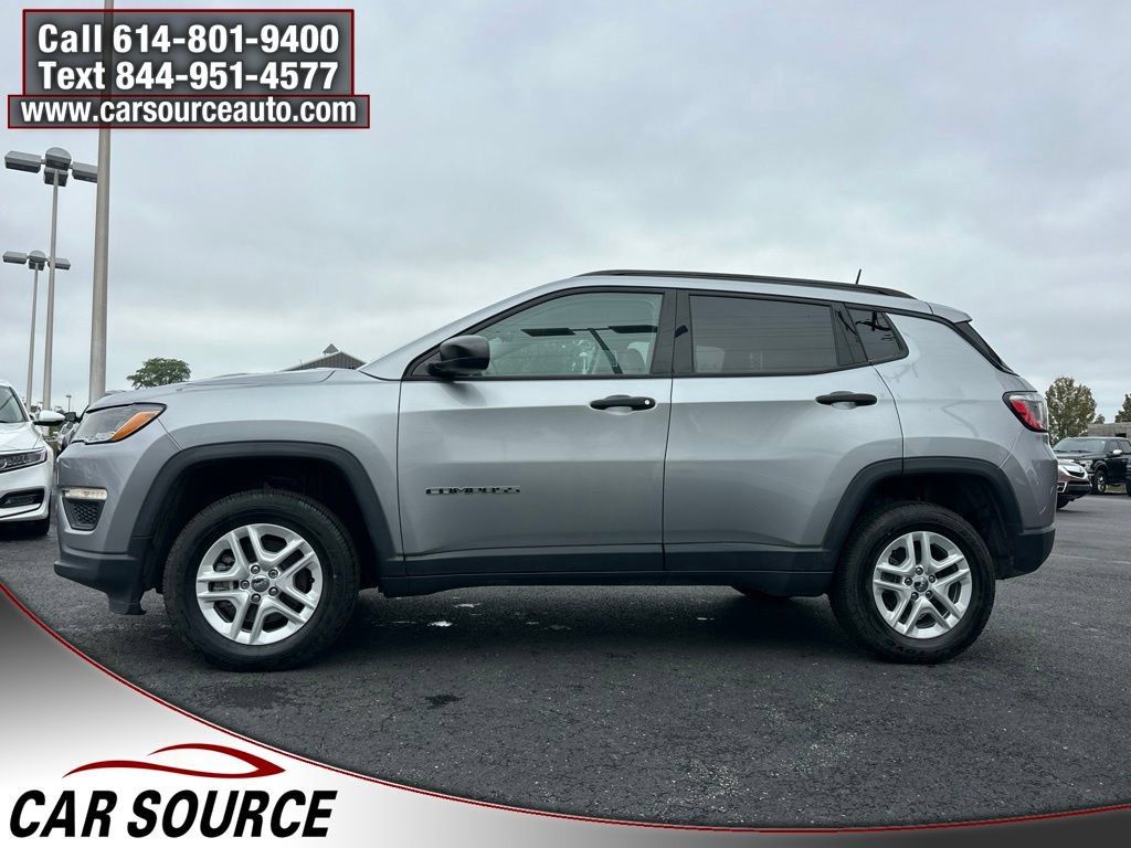 Used 2018 Jeep Compass Sport AWD/4WD image 3
