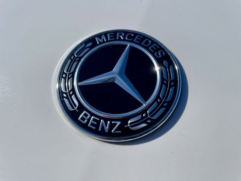 Used 2020 Mercedes-Benz E 350 4MATIC Sedan image 41