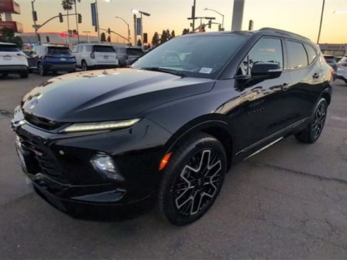 Used 2023 Chevrolet Blazer RS w/ Driver Confidence II Package image 4