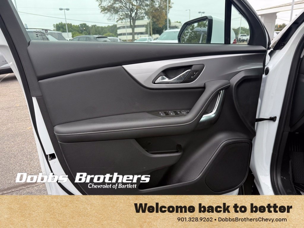 New 2026 Chevrolet Blazer LT w/ LPO, Floor Liner Package FWD image 14