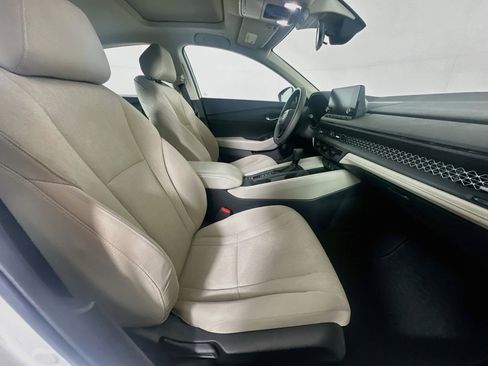 Used 2024 Honda Accord EX image 30