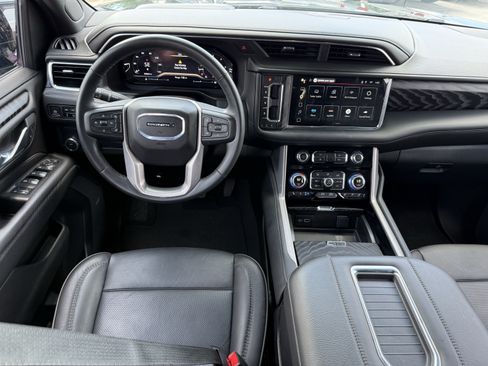 Used 2024 GMC Yukon Denali RWD image 14