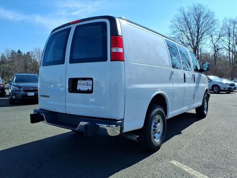 Used 2024 Chevrolet Express 2500 w/ Driver Convenience Package image 14