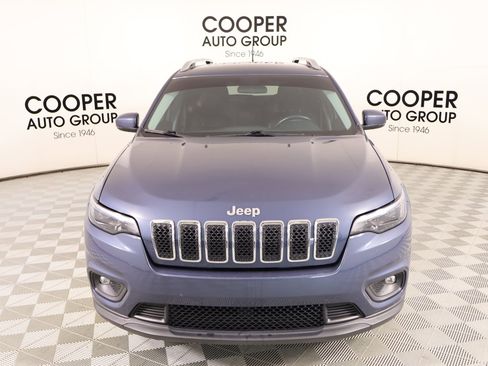 Used 2020 Jeep Cherokee Latitude Plus w/ Cold Weather Group image 9