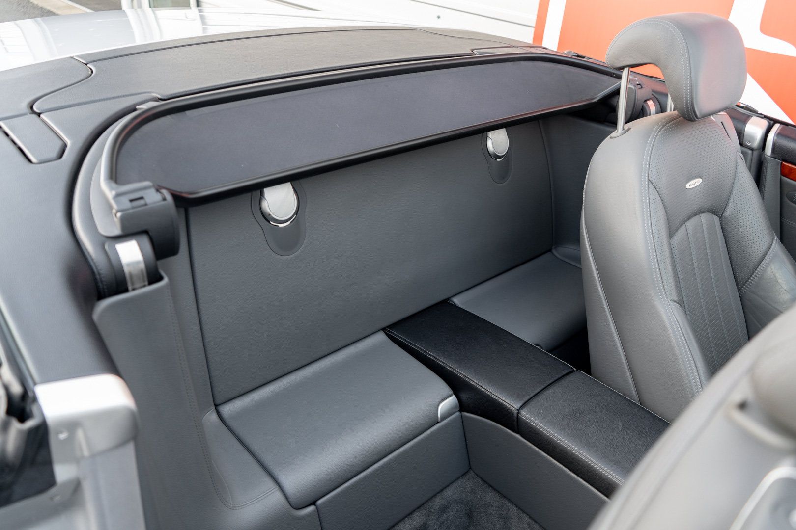 Used 2003 Mercedes-Benz SL 55 AMG image 36