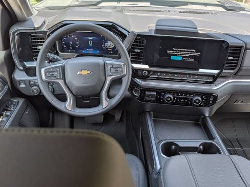 New 2026 Chevrolet Silverado 3500 LTZ w/ LTZ Plus Package AWD/4WD image 4