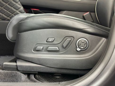 Used 2022 Genesis GV80 3.5T Prestige Signature image 7