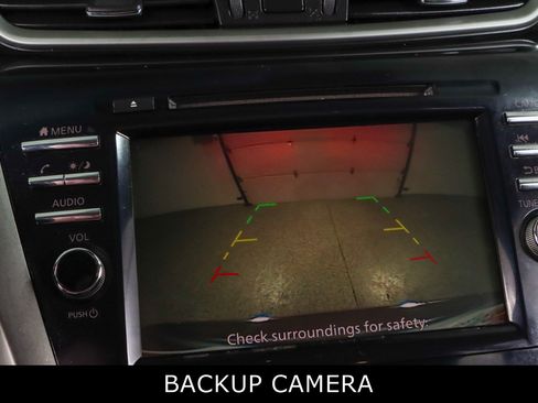 Used 2023 Nissan Murano SV FWD image 18