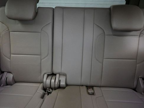 Used 2016 Chevrolet Tahoe LTZ image 12