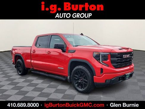Used 2022 GMC Sierra 1500 Elevation image 1