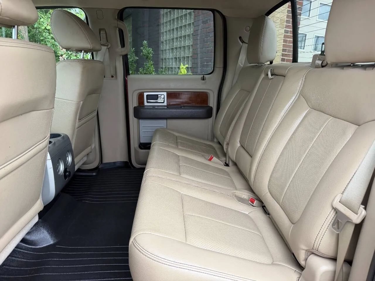 Used 2010 Ford F150 Lariat AWD/4WD image 42