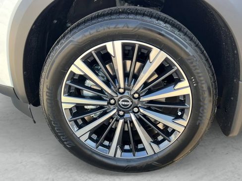 New 2026 Nissan Pathfinder Platinum image 23