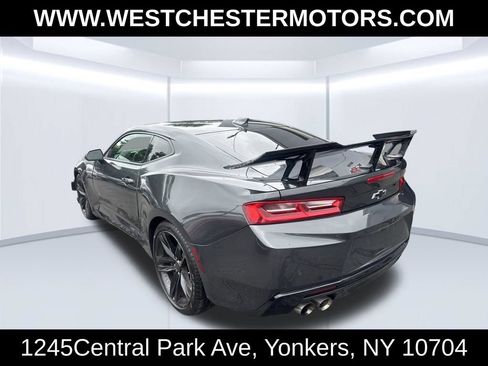 Used 2016 Chevrolet Camaro SS RWD image 7