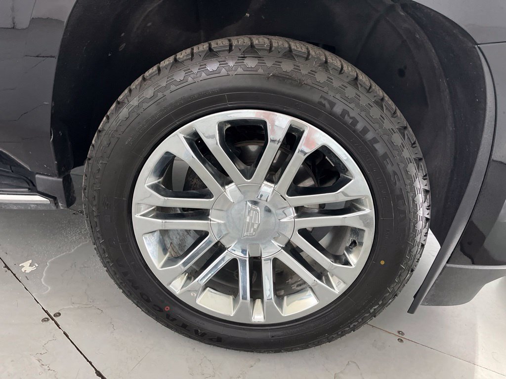 Used 2020 Cadillac Escalade 4WD image 18