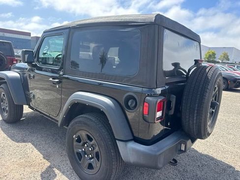 Used 2022 Jeep Wrangler Sport AWD/4WD image 7