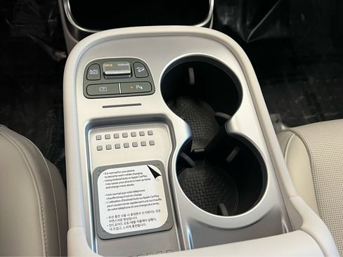 New 2026 Hyundai Ioniq 9 SEL AWD/4WD image 34