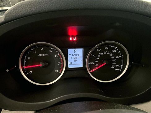 Used 2017 Subaru Forester 2.5i Premium w/ All-Weather Package image 19