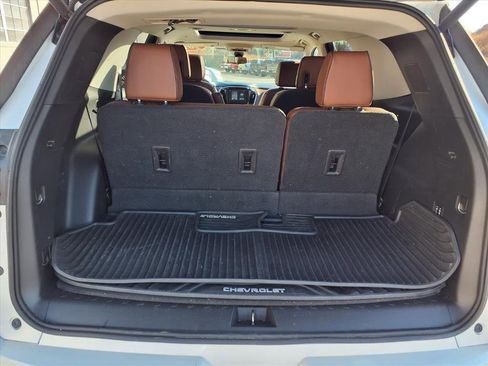 Used 2018 Chevrolet Traverse High Country image 12