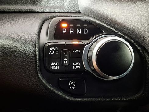 Used 2023 RAM 1500 Big Horn AWD/4WD image 17