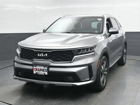 Used 2023 Kia Sorento EX AWD/4WD image 6