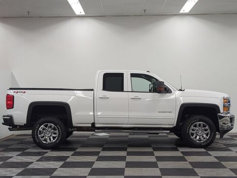 Used 2016 Chevrolet Silverado 2500 LT w/ LT Convenience Package AWD/4WD image 8