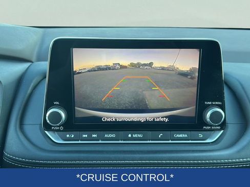 Used 2022 Nissan Rogue SV FWD image 11