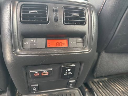 Used 2019 Nissan Pathfinder SL w/ Rock Creek Edition image 13