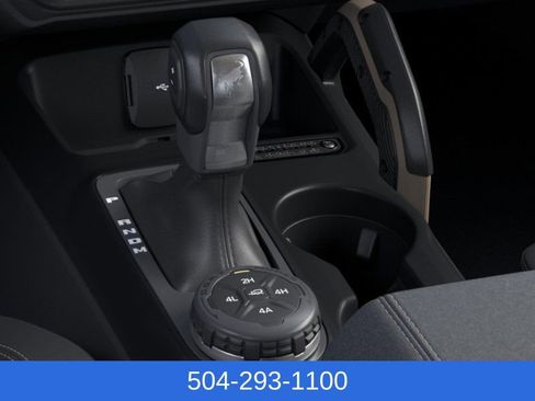 New 2025 Ford Bronco Badlands image 17