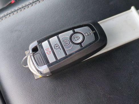 Used 2023 Ford Explorer XLT w/ Equipment Group 202A AWD/4WD image 36