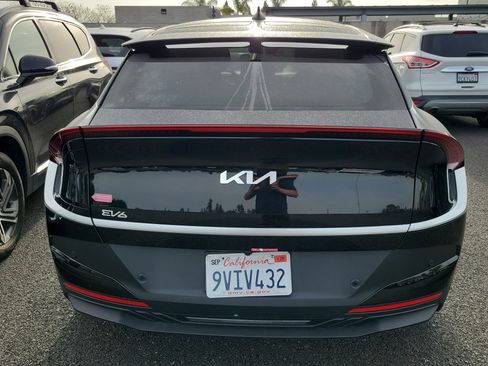 Used 2025 Kia EV6 Light image 5