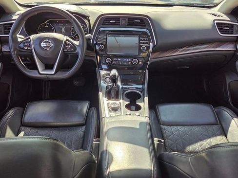 Used 2016 Nissan Maxima Platinum w/ Interior Lighting Package image 15