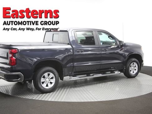 Used 2022 Chevrolet Silverado 1500 LT w/ Convenience Package II AWD/4WD image 42