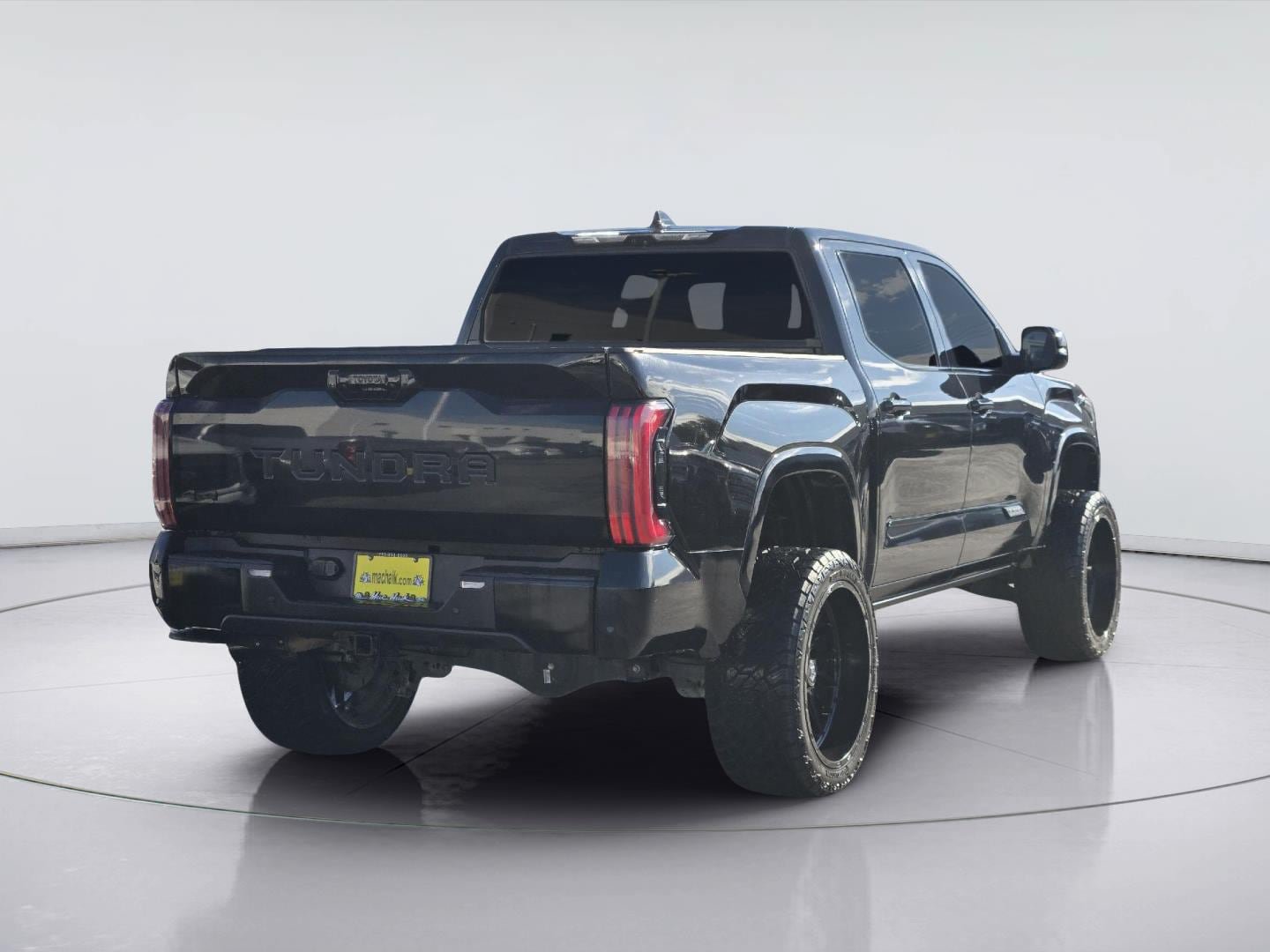 Used 2023 Toyota Tundra Platinum AWD/4WD image 8