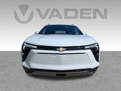 New 2025 Chevrolet Blazer EV LT image 24