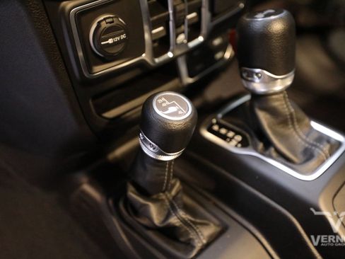 New 2024 Jeep Wrangler Sahara w/ Technology Group image 24