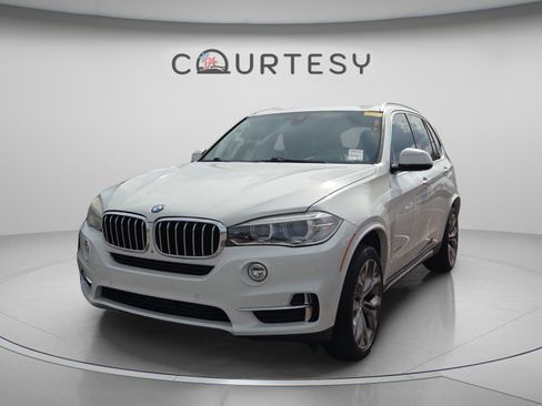 Used 2017 BMW X5 sDrive35i RWD image 1
