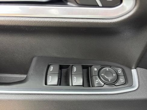 Used 2025 Chevrolet Silverado 1500 LTZ AWD/4WD image 10