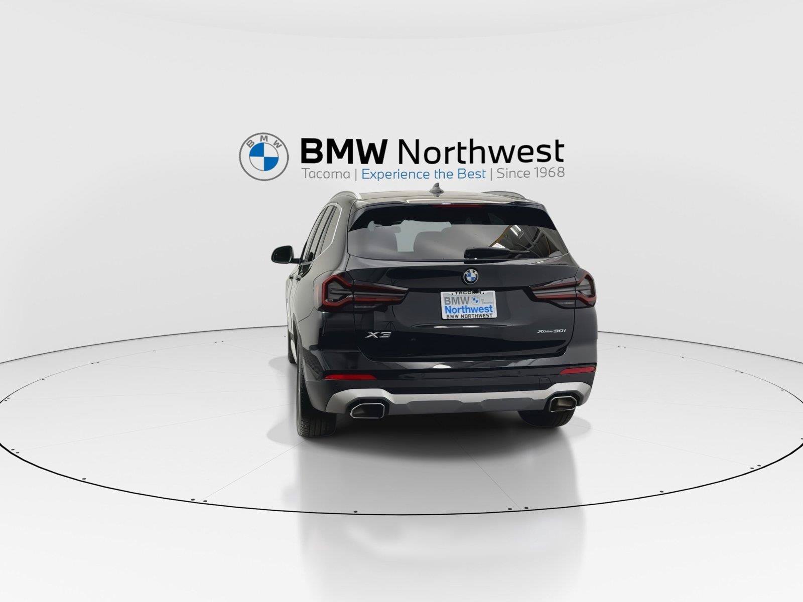 Used 2022 BMW X3 xDrive30i w/ Premium Package 2 AWD/4WD image 2